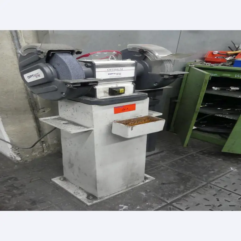 Maschinelle Einrichtung sowie Zubehör einer ehemaligen Tiefdruckerei-1