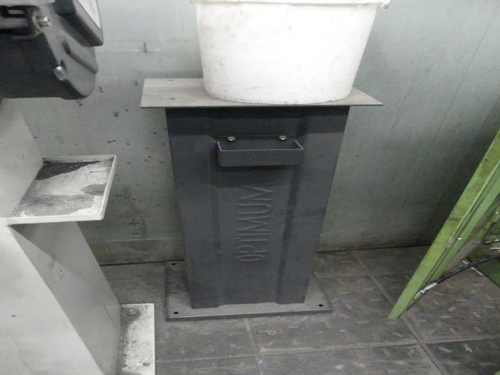 Maschinelle Einrichtung sowie Zubehör einer ehemaligen Tiefdruckerei-2