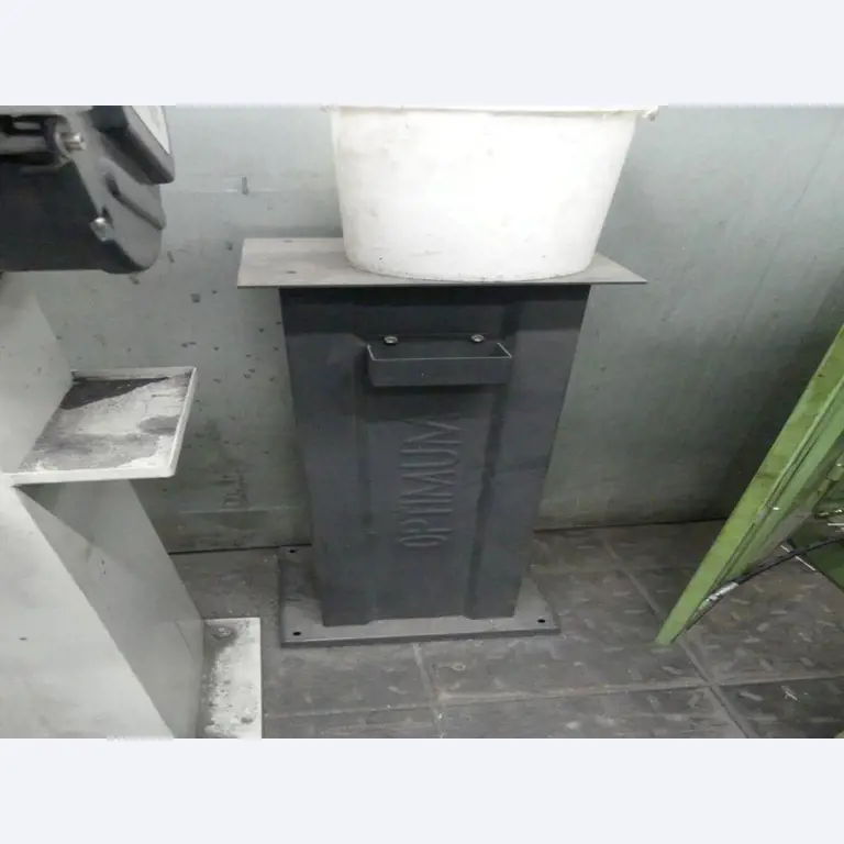 Maschinelle Einrichtung sowie Zubehör einer ehemaligen Tiefdruckerei-2