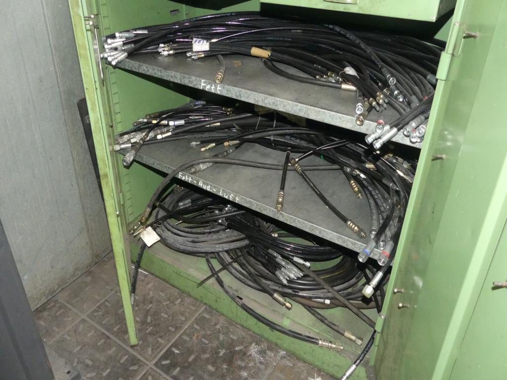 Maquinaria y accesorios de una antigua imprenta de huecograbado-2