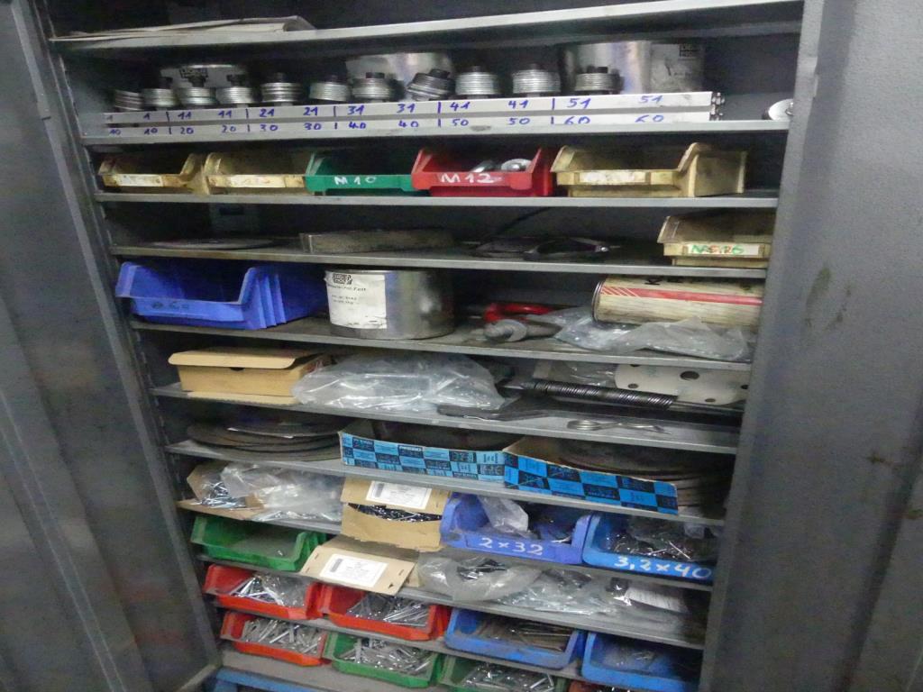 Máquinas e acessórios de uma antiga fábrica de impressão de gravuras-14