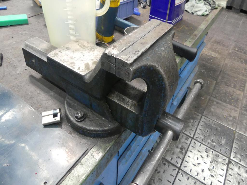 Stroje a příslušenství z bývalé hlubotiskové tiskárny-2