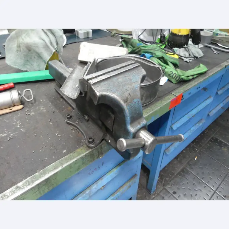 Stroje a příslušenství z bývalé hlubotiskové tiskárny-4