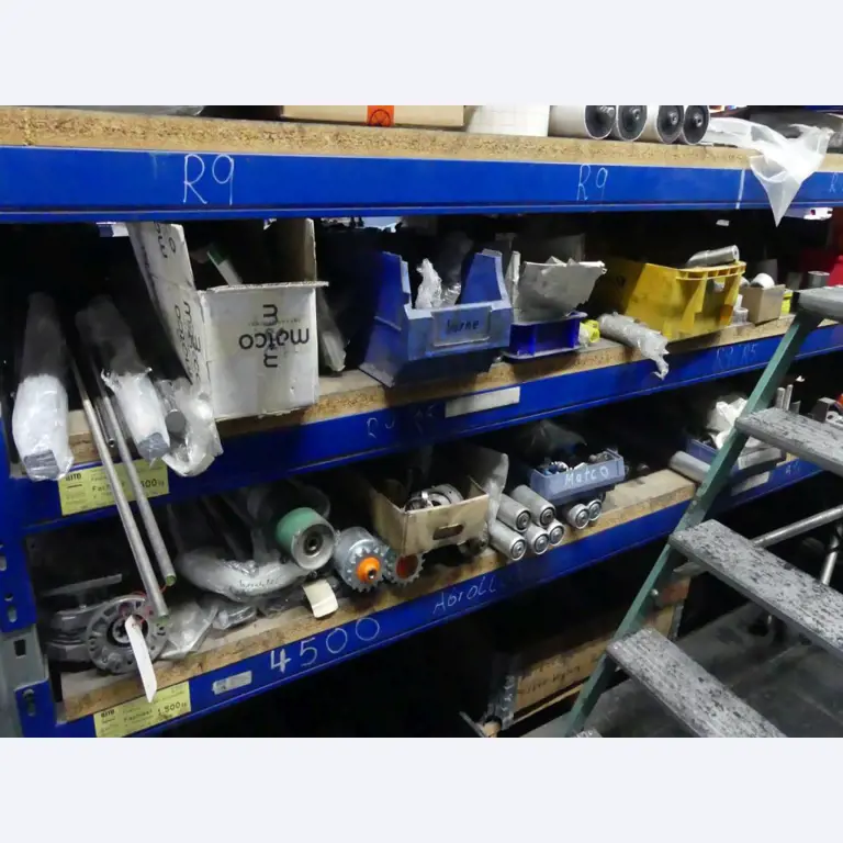 Equipement mécanique et accessoires d'une ancienne imprimerie en héliogravure-4