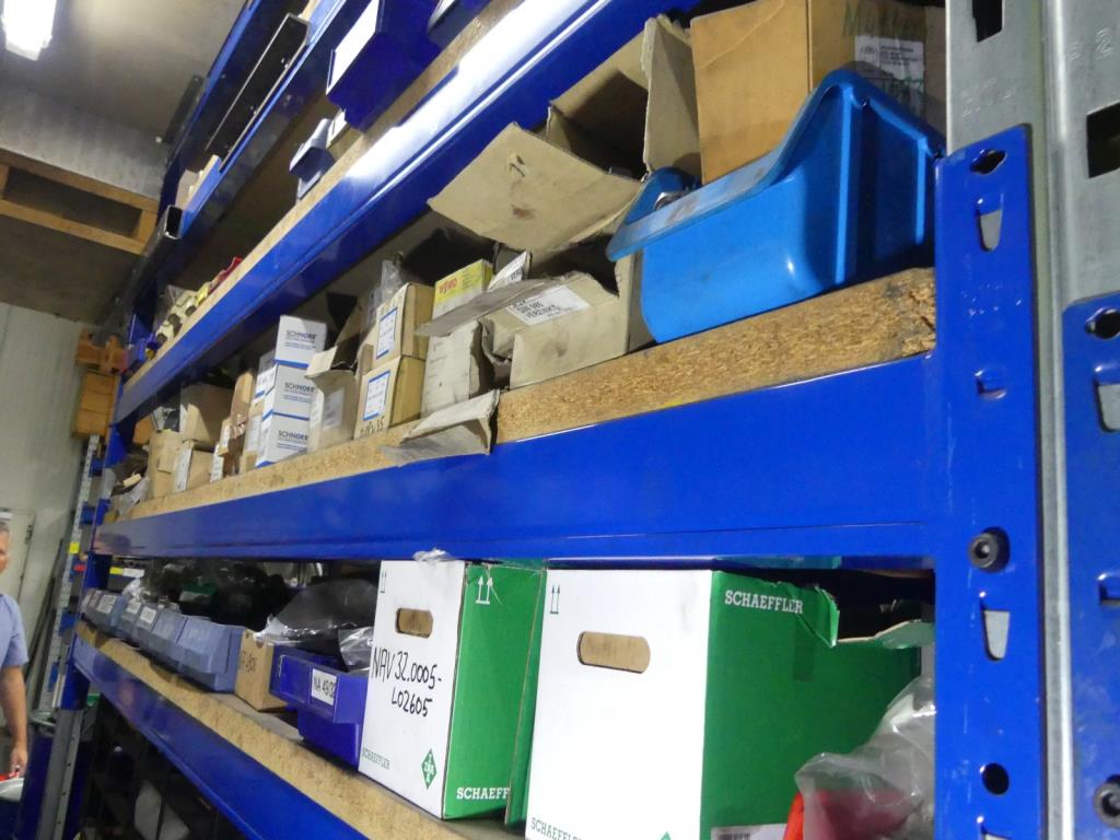 Máquinas e acessórios de uma antiga fábrica de impressão de gravuras-15