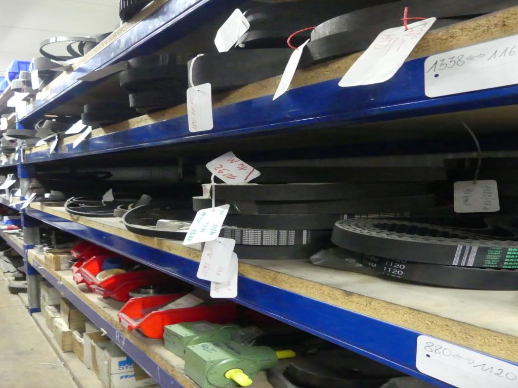 Máquinas e acessórios de uma antiga fábrica de impressão de gravuras-17