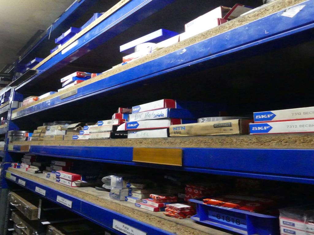 Máquinas e acessórios de uma antiga fábrica de impressão de gravuras-7