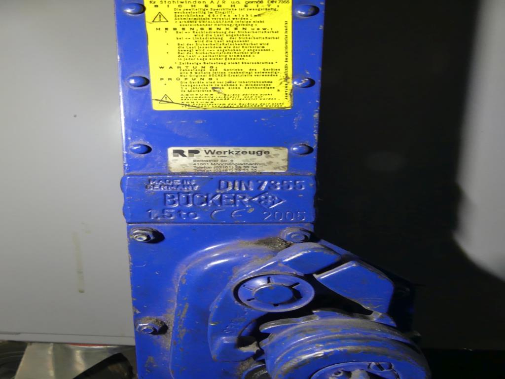 Maschinelle Einrichtung sowie Zubehör einer ehemaligen Tiefdruckerei-3