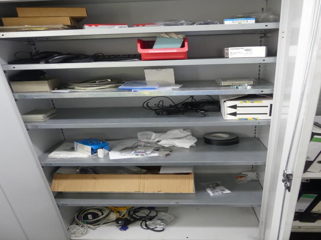 Maschinelle Einrichtung sowie Zubehör einer ehemaligen Tiefdruckerei-2