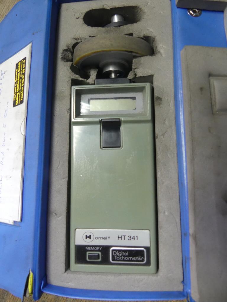 Maschinelle Einrichtung sowie Zubehör einer ehemaligen Tiefdruckerei-1