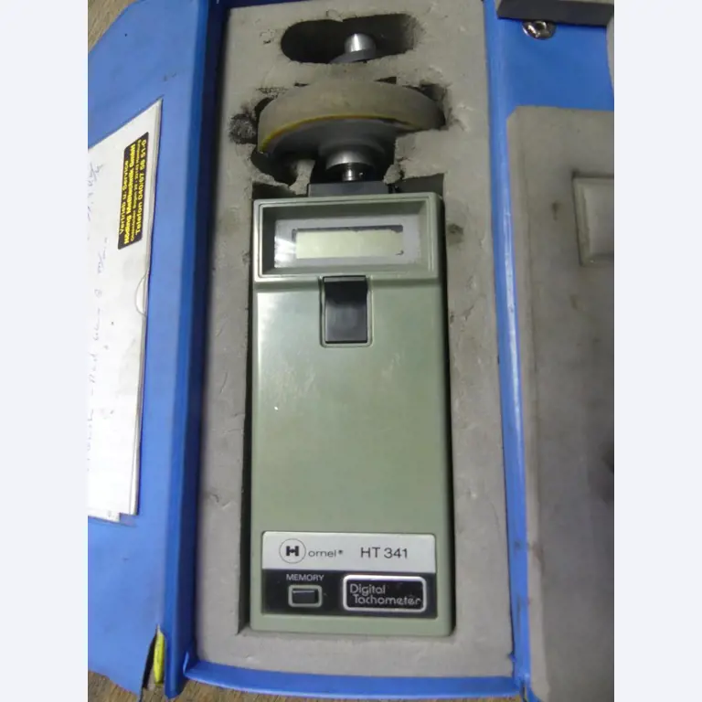 Maschinelle Einrichtung sowie Zubehör einer ehemaligen Tiefdruckerei-1