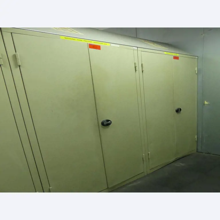 Stroje a příslušenství z bývalé hlubotiskové tiskárny-1