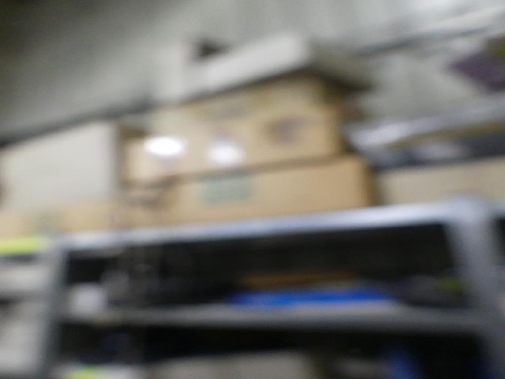 Maquinaria y accesorios de una antigua imprenta de huecograbado-14