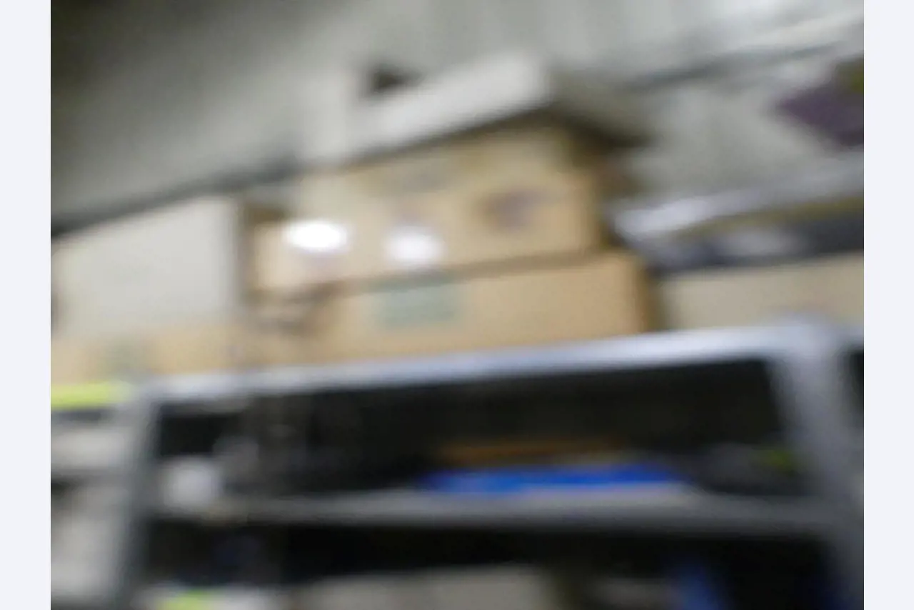 Equipement mécanique et accessoires d'une ancienne imprimerie en héliogravure-14