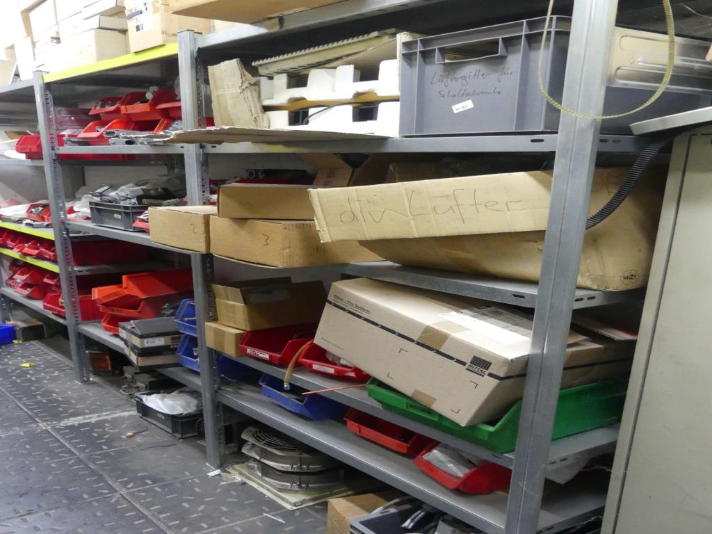 Maquinaria y accesorios de una antigua imprenta de huecograbado-20