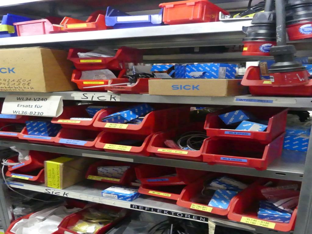 Maquinaria y accesorios de una antigua imprenta de huecograbado-30