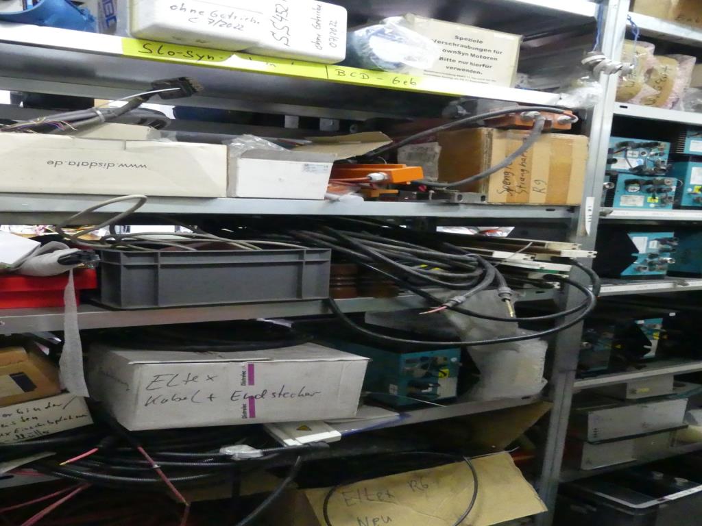 Maquinaria y accesorios de una antigua imprenta de huecograbado-32