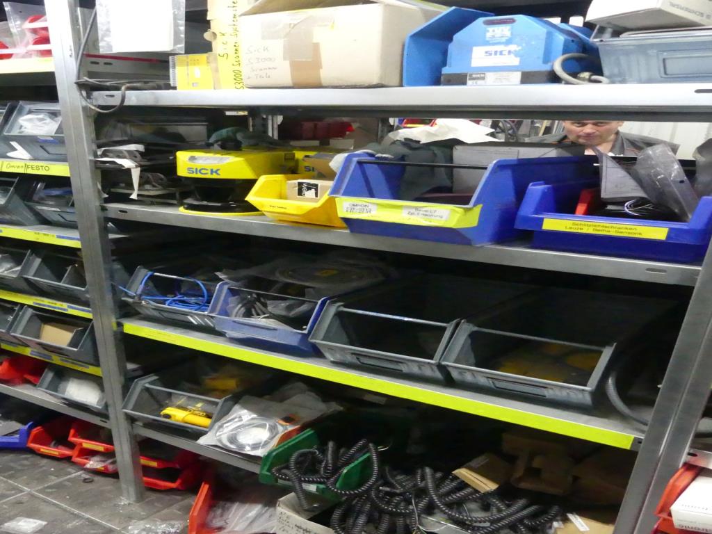 Maquinaria y accesorios de una antigua imprenta de huecograbado-34