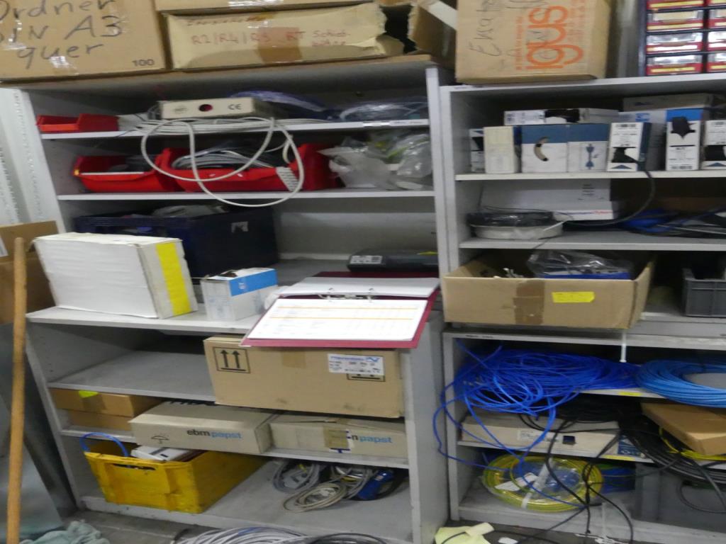 Maquinaria y accesorios de una antigua imprenta de huecograbado-2