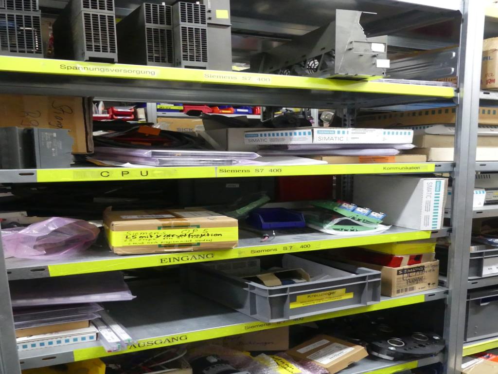 Maquinaria y accesorios de una antigua imprenta de huecograbado-50