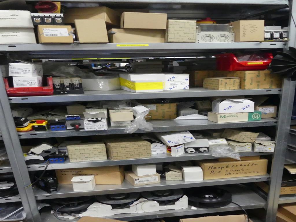 Maquinaria y accesorios de una antigua imprenta de huecograbado-54