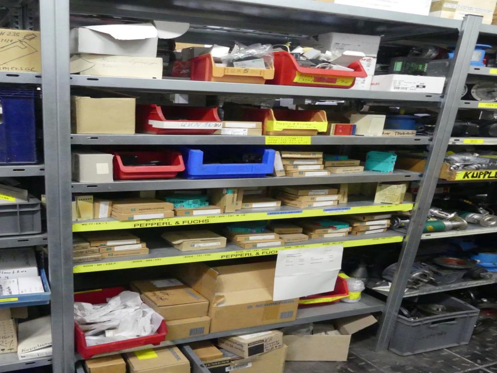 Maquinaria y accesorios de una antigua imprenta de huecograbado-58