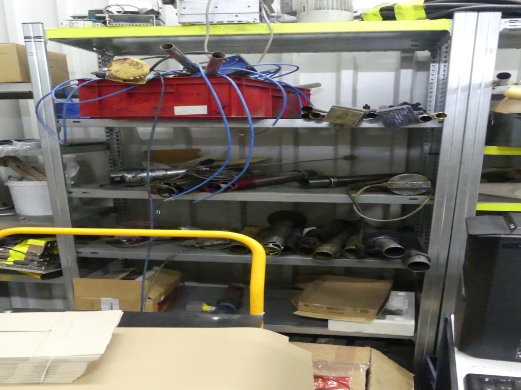 Maquinaria y accesorios de una antigua imprenta de huecograbado-6