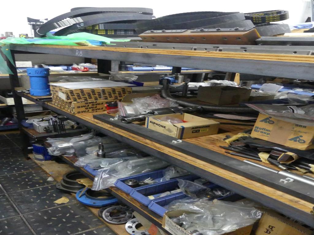 Máquinas e acessórios de uma antiga fábrica de impressão de gravuras-12