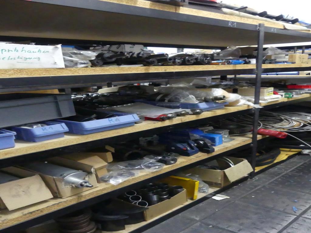 Máquinas e acessórios de uma antiga fábrica de impressão de gravuras-3