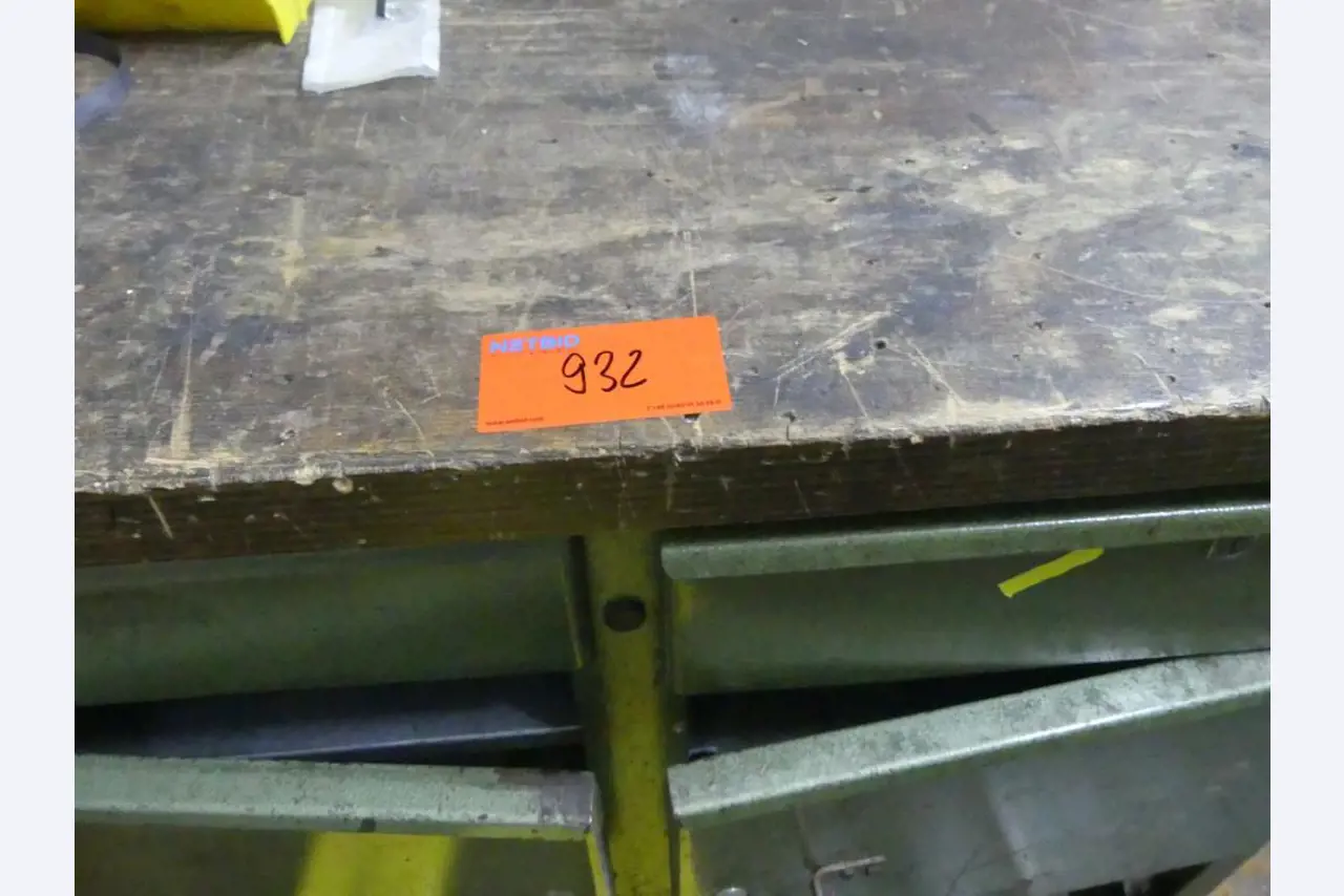 Stroje a příslušenství z bývalé hlubotiskové tiskárny-2