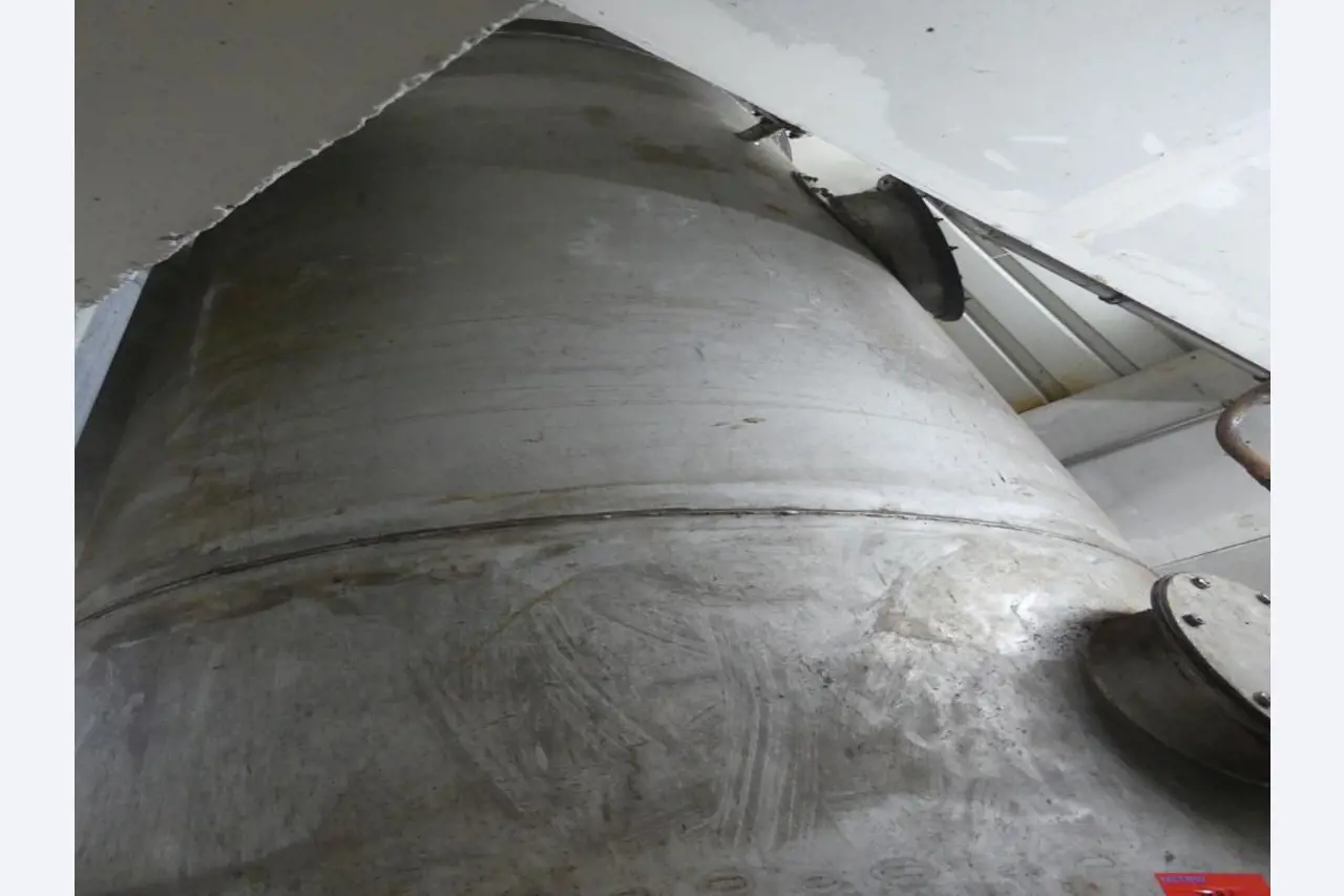 Equipement mécanique et accessoires d'une ancienne imprimerie en héliogravure-2