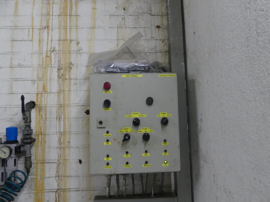 Maquinaria y accesorios de una antigua imprenta de huecograbado-4