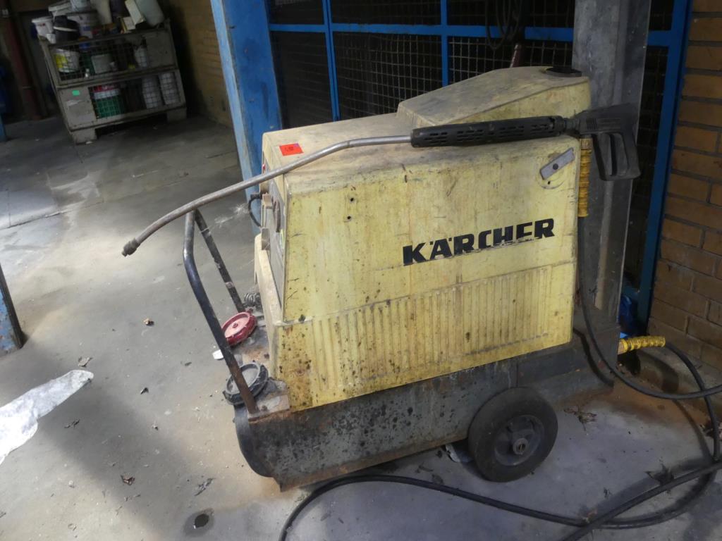 Maquinaria y accesorios de una antigua imprenta de huecograbado-2