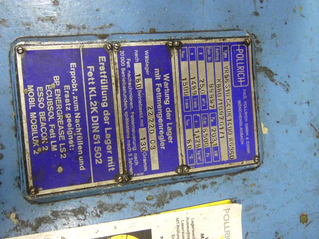 Maquinaria y accesorios de una antigua imprenta de huecograbado-9