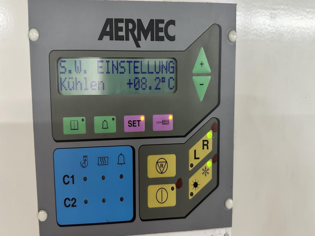 Maquinaria y accesorios de una antigua imprenta de huecograbado-6