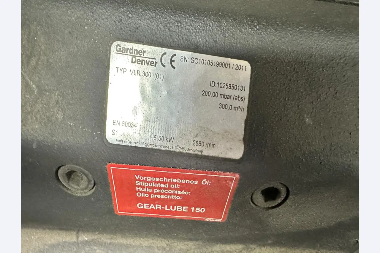 Maschinelle Einrichtung sowie Zubehör einer ehemaligen Tiefdruckerei-9