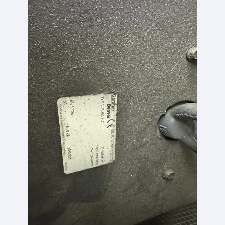 Maschinelle Einrichtung sowie Zubehör einer ehemaligen Tiefdruckerei-11