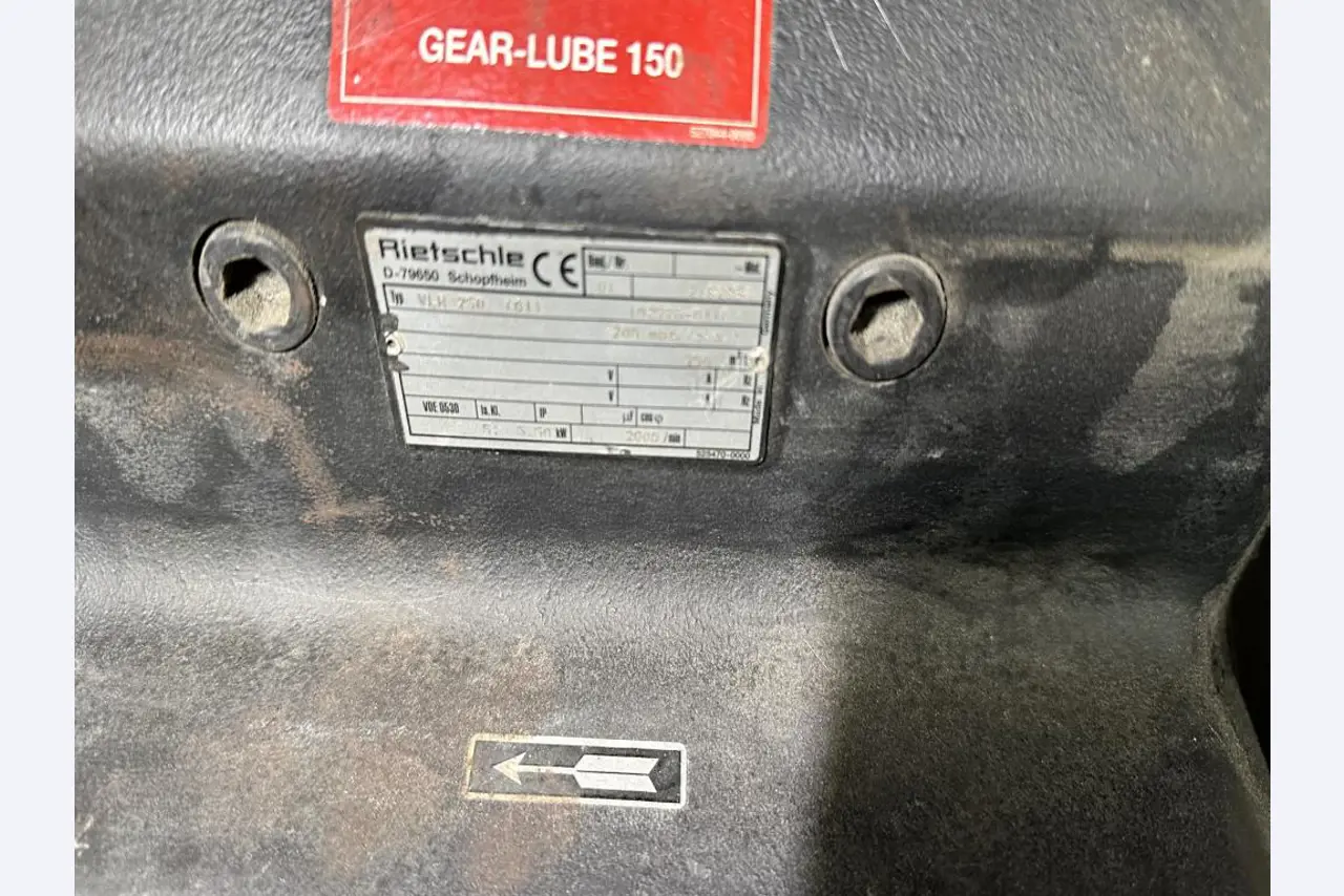 Maschinelle Einrichtung sowie Zubehör einer ehemaligen Tiefdruckerei-7