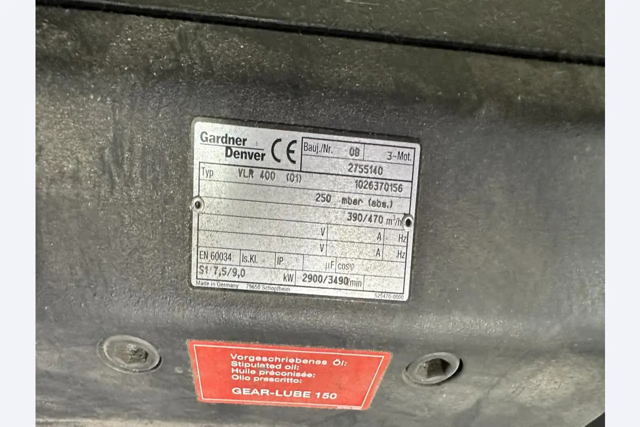 Maschinelle Einrichtung sowie Zubehör einer ehemaligen Tiefdruckerei-8