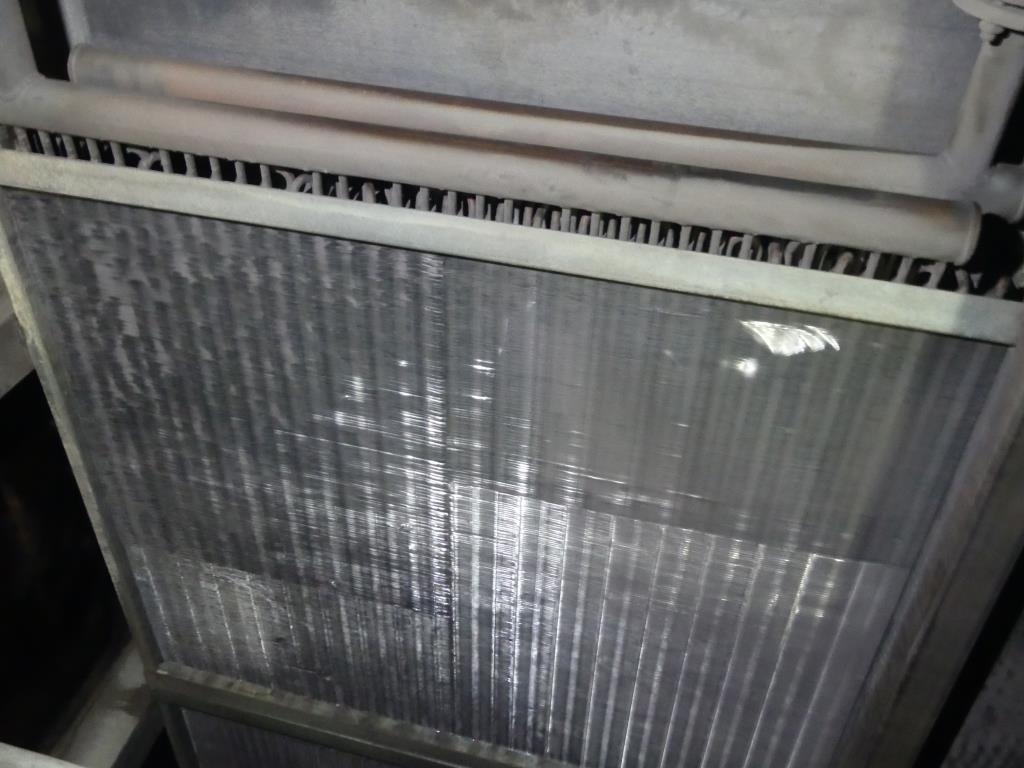 Maquinaria y accesorios de una antigua imprenta de huecograbado-8