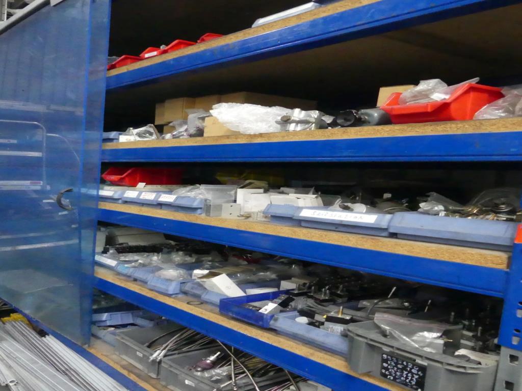 Máquinas e acessórios de uma antiga fábrica de impressão de gravuras-3