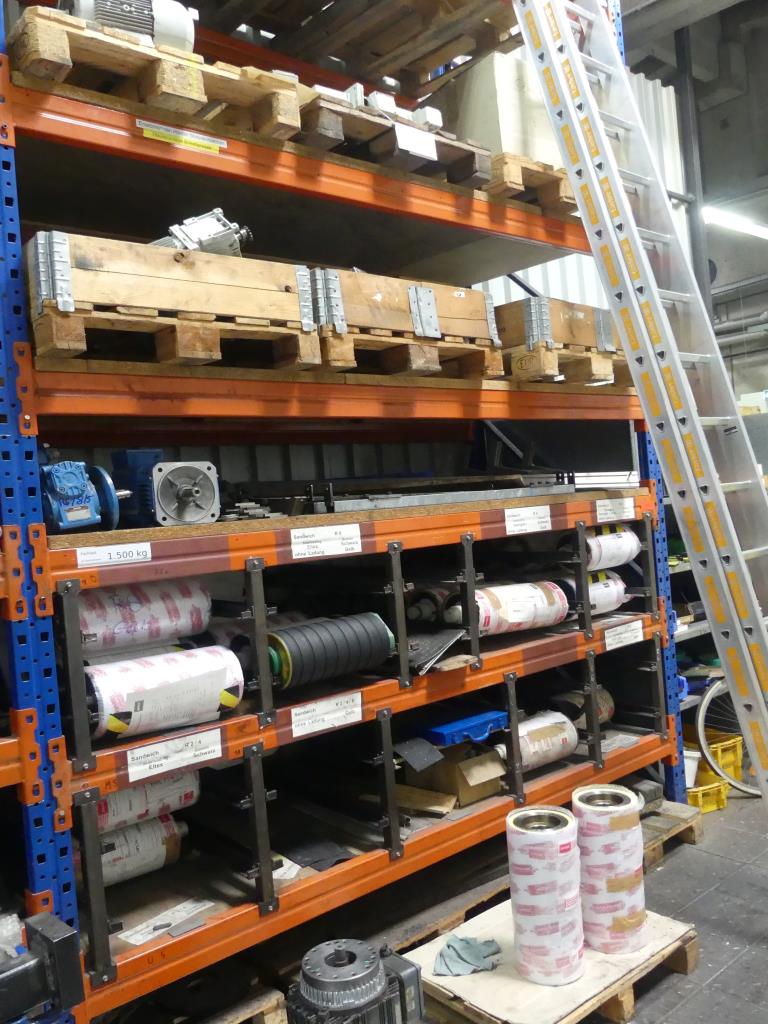 Máquinas e acessórios de uma antiga fábrica de impressão de gravuras-10