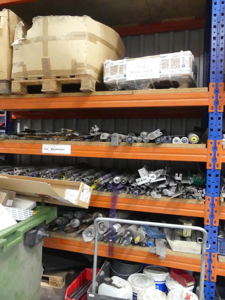 Máquinas e acessórios de uma antiga fábrica de impressão de gravuras-2