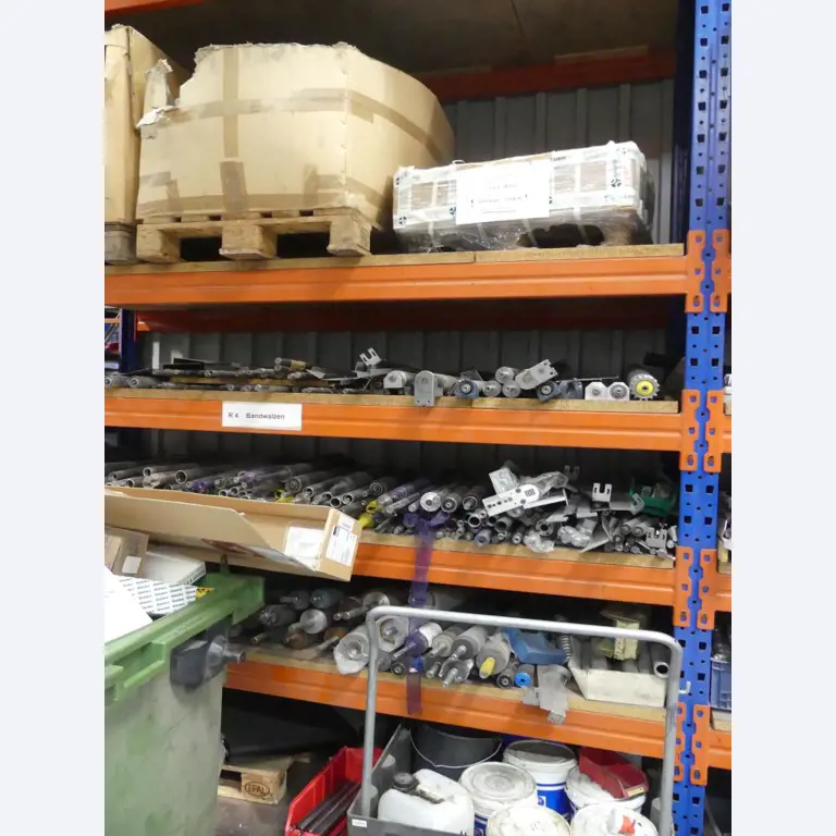 Maschinelle Einrichtung sowie Zubehör einer ehemaligen Tiefdruckerei-2