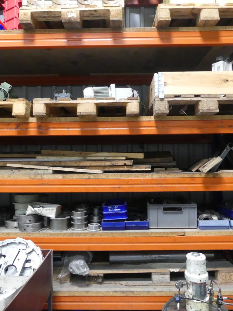 Máquinas e acessórios de uma antiga fábrica de impressão de gravuras-7