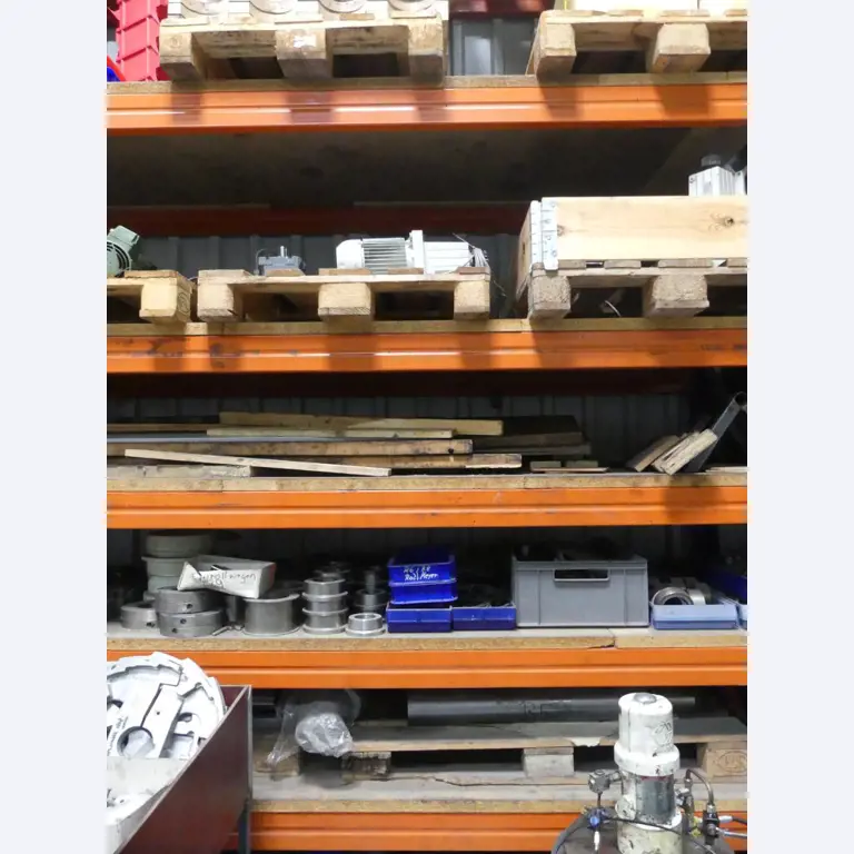 Maschinelle Einrichtung sowie Zubehör einer ehemaligen Tiefdruckerei-7