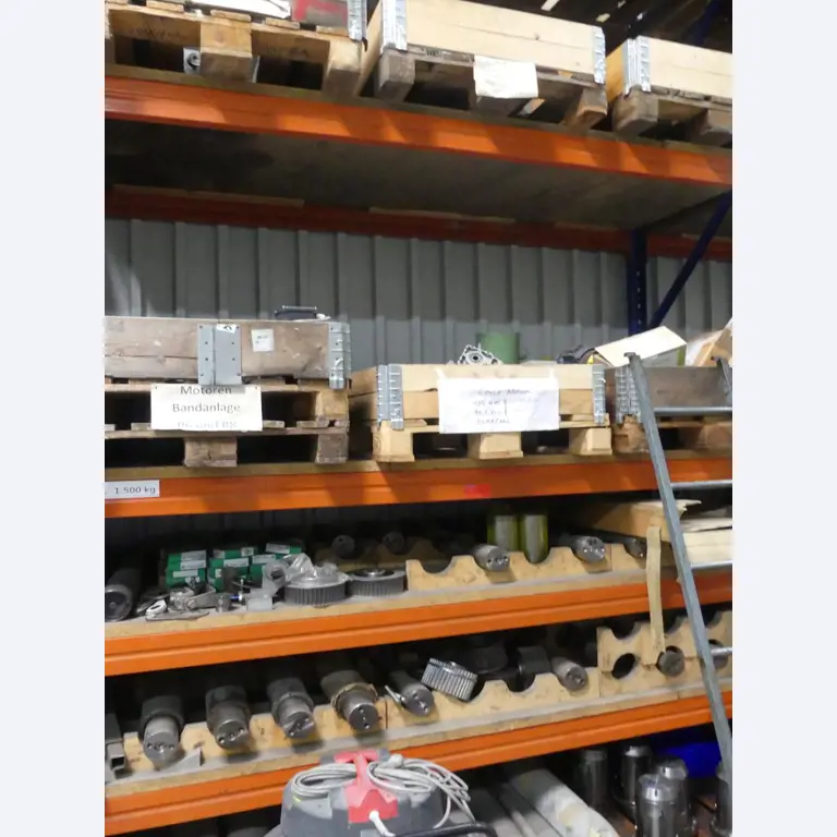 Maschinelle Einrichtung sowie Zubehör einer ehemaligen Tiefdruckerei-8