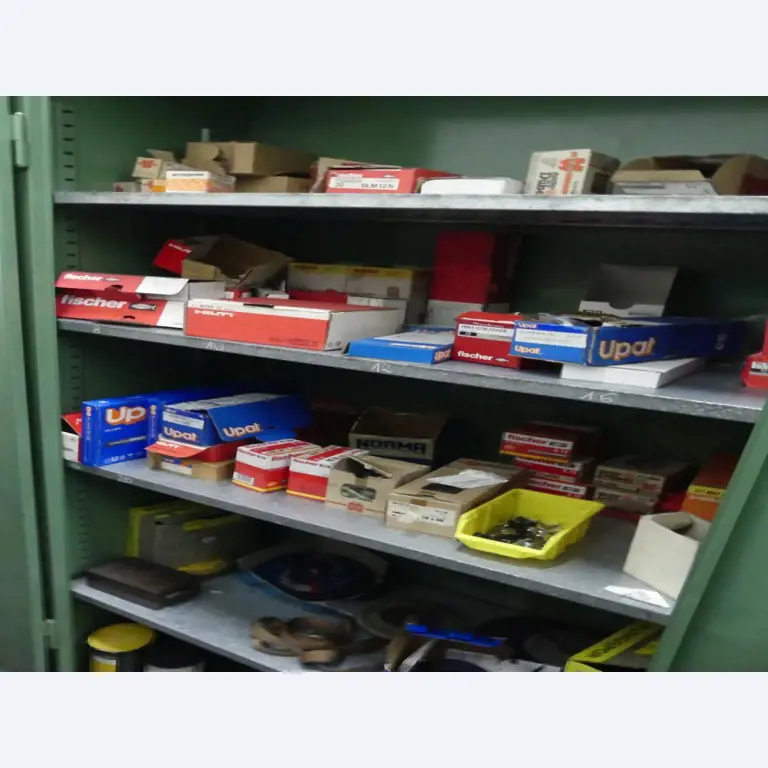 Maschinelle Einrichtung sowie Zubehör einer ehemaligen Tiefdruckerei-4