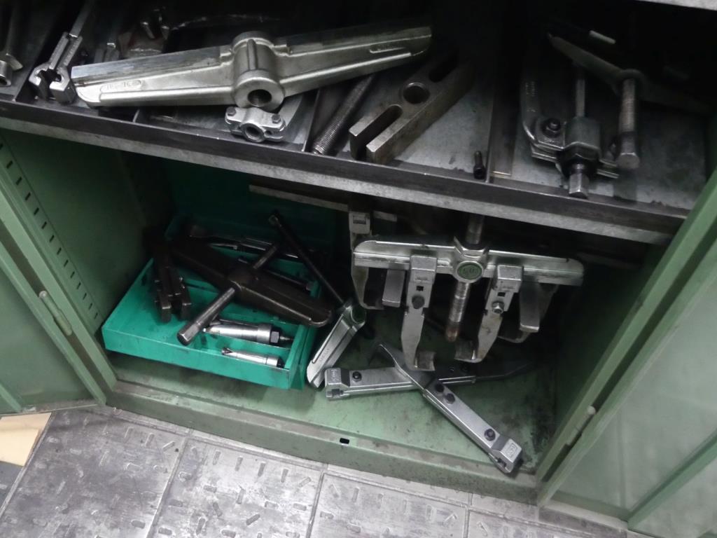 Maquinaria y accesorios de una antigua imprenta de huecograbado-4