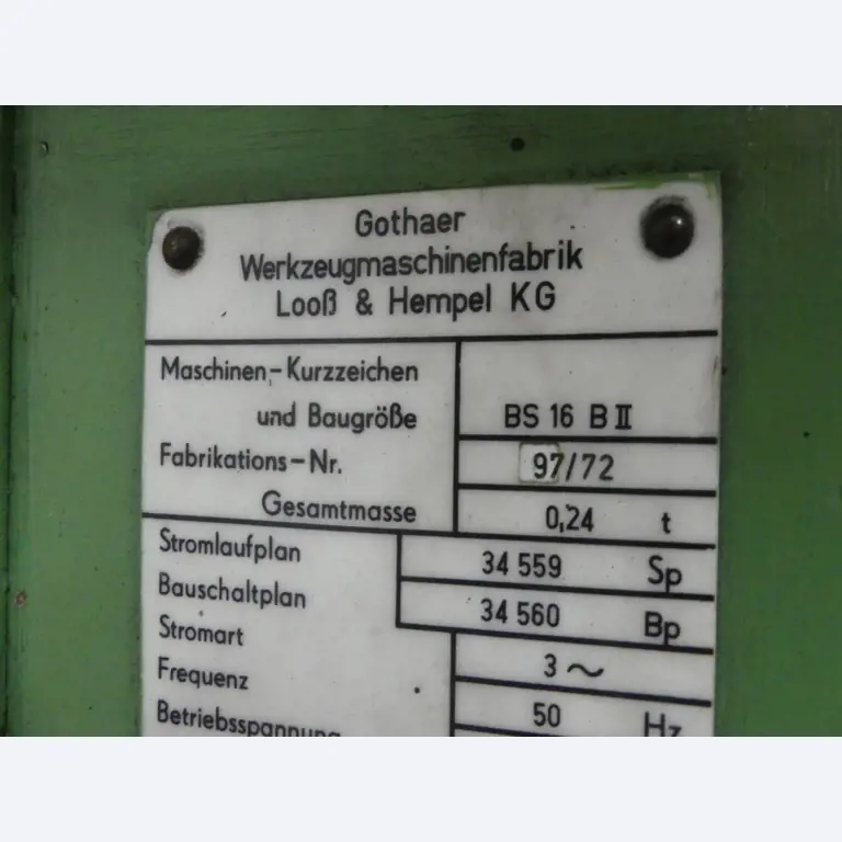 Maquinaria y accesorios de una antigua imprenta de huecograbado-3